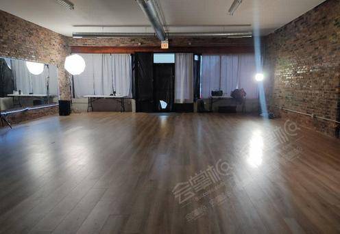 Dance Studio with Large Space
